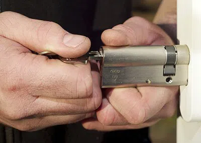 Miami Express Locksmith Miami, FL 305-507-0147 - 29-10